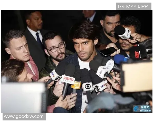 科斯塔的足球之路：从青训新星到顶级联赛的闪耀之星